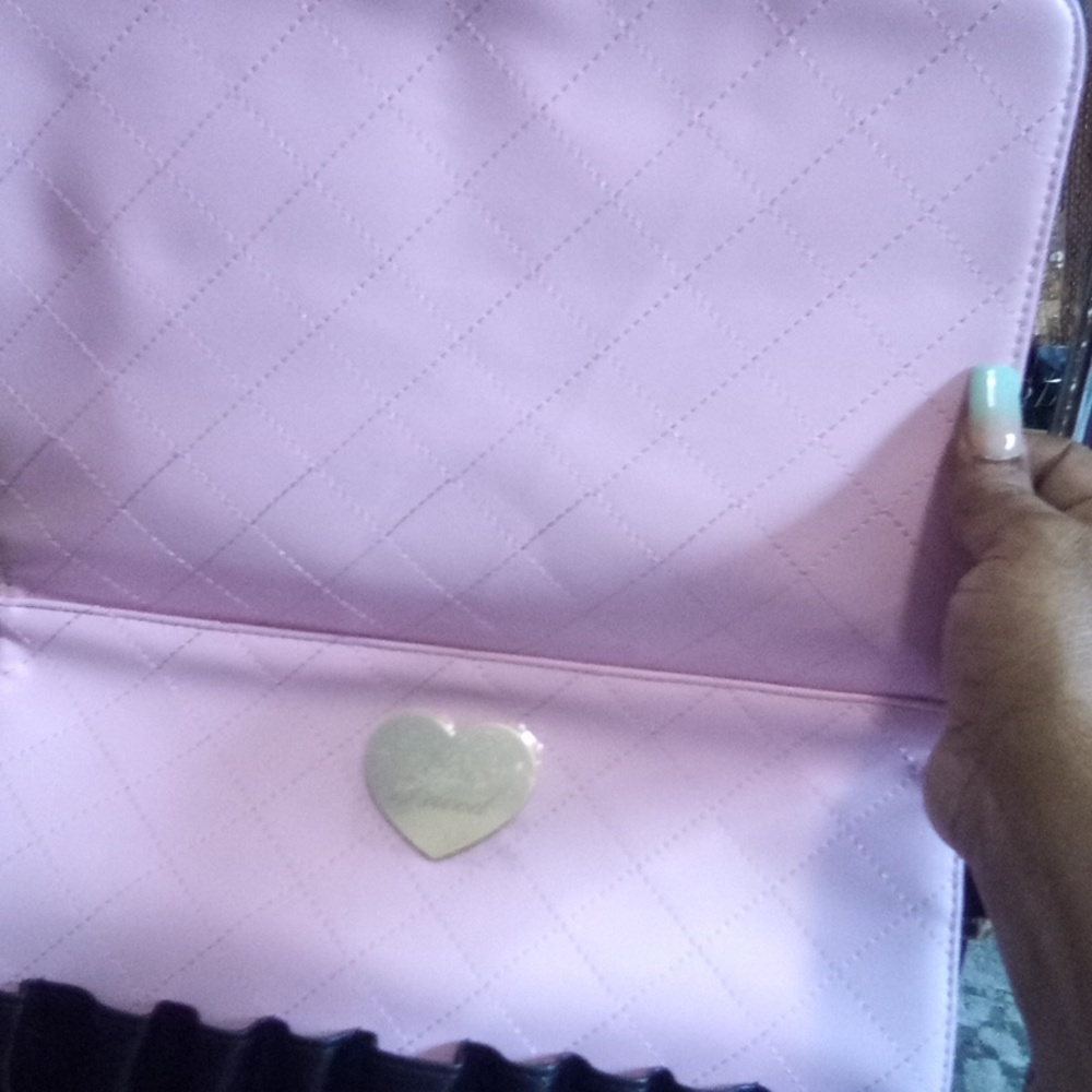 Two - Faced large Professional Makeup Bag - Picture 7 of 7